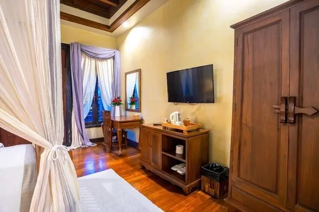 Deluxe Tek Büyük Yataklı Oda