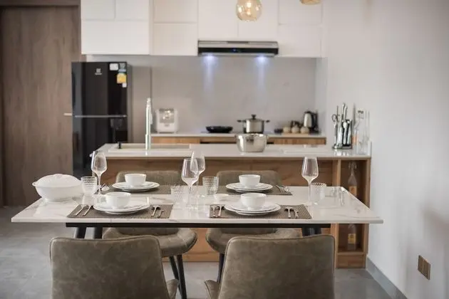 2-Bedroom Apartment with Balcony