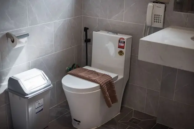2-Bedroom Apartment with Balcony