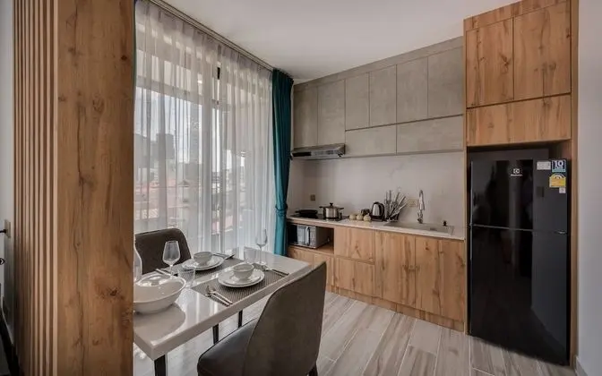 Studio Apartment with Balcony