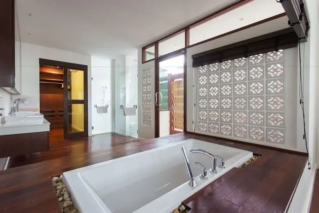 4 Bedrooms Private Pool Villa
