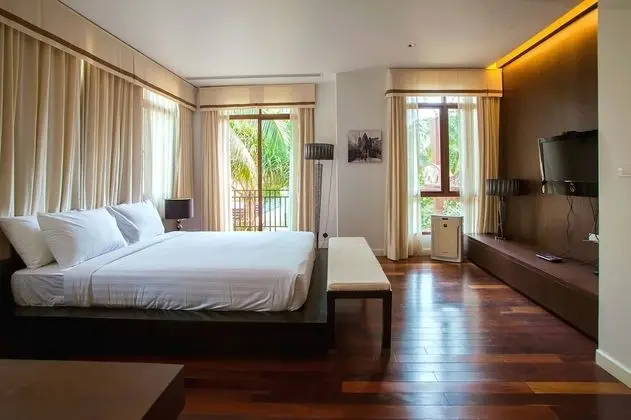 5 Bedrooms with Private Pool Villa