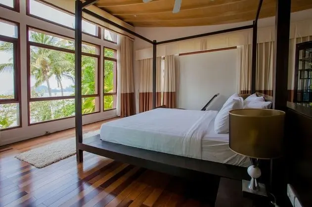 5 Bedrooms with Private Pool Villa