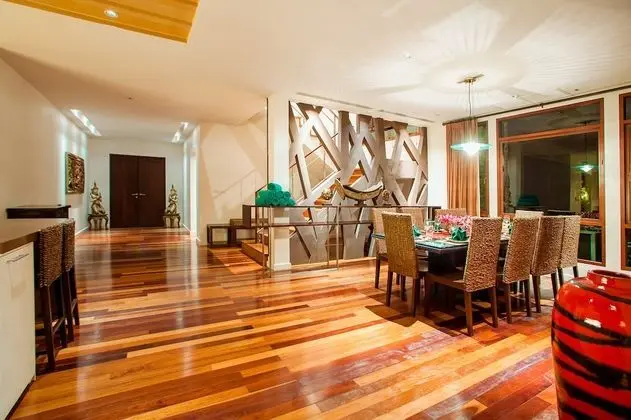 5 Bedrooms with Private Pool Villa