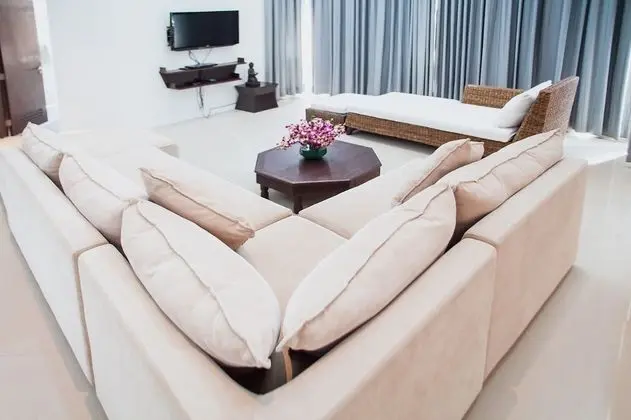 3 Bedrooms Villa