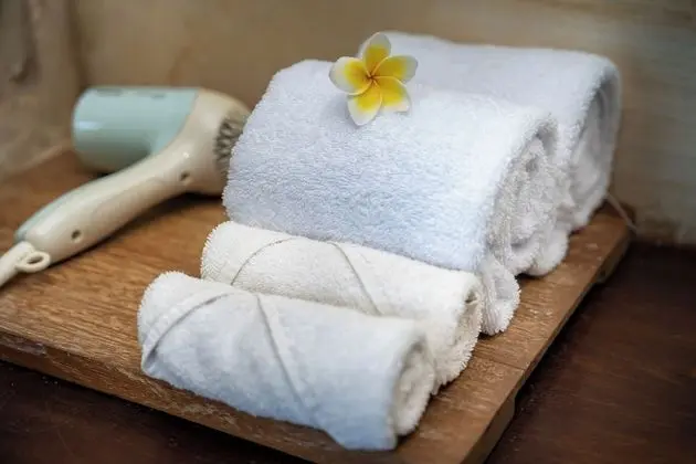 Deluxe Tek Büyük Yataklı Oda (with Shower)