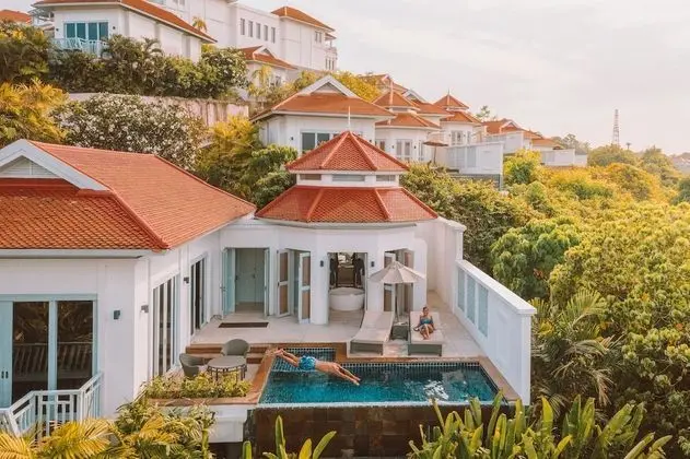 Bay View Pool Villa