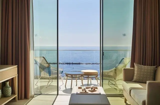 Deluxe Tek Büyük veya İki Ayrı Yataklı Oda, Deniz Manzaralı