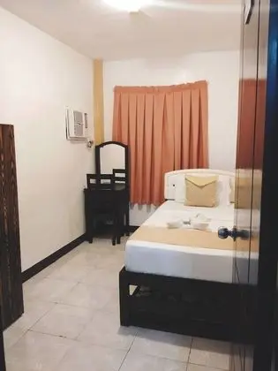 Tek Kişilik Oda, 1 Tek Kişilik Yatak, Ortak Banyo