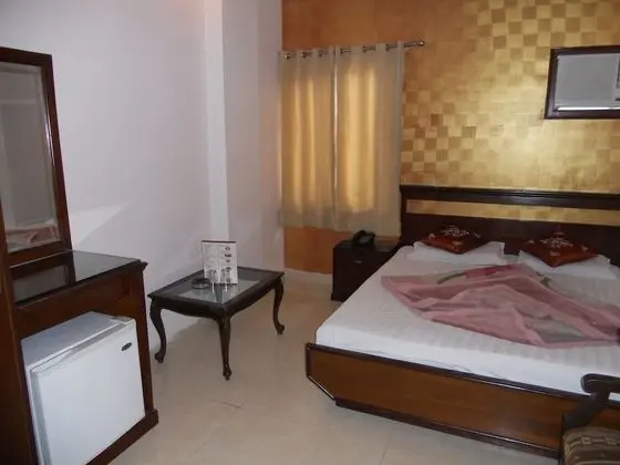 Luxury Tek Büyük Yataklı Oda