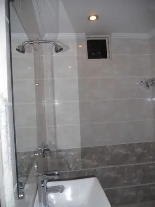 Luxury Tek Büyük Yataklı Oda