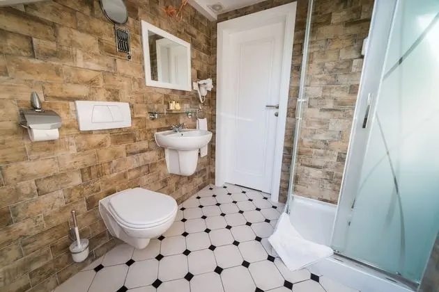 Classic İki Ayrı Yataklı Oda (with shower)
