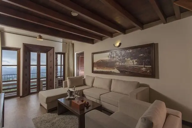 Family Mountain View Suite