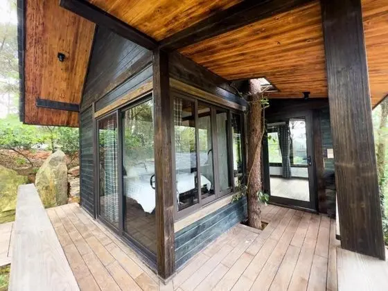 Deluxe Bungalov