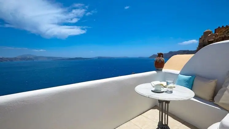 Amaya Sentiment Villa, Caldera View-Outdoor Hot Tub