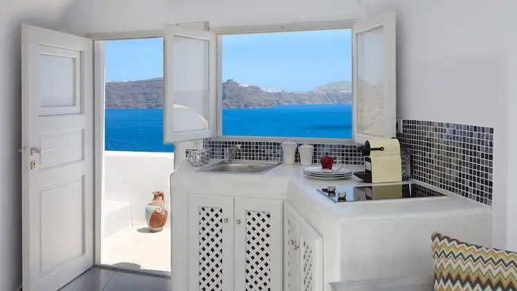 Amaya Sentiment Villa, Caldera View-Outdoor Hot Tub