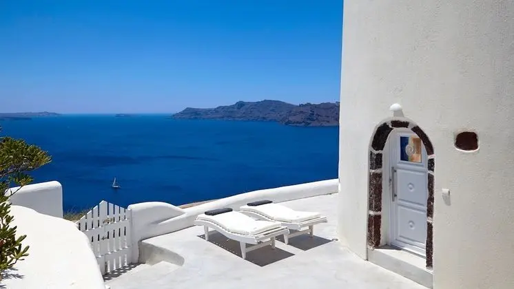 Amaya Windmill Maisonette Caldera View-Outdoor Hot Tub