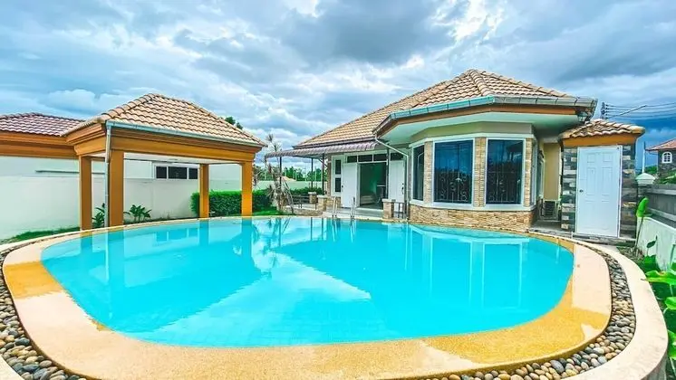 4 Bedroom Pool Villa