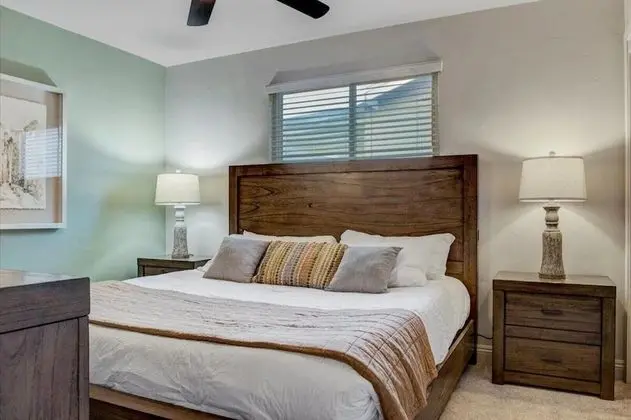 Ev (4 Bedrooms)
