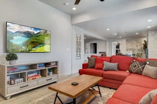 Ev (4 Bedrooms)