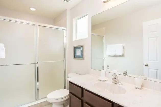 Ev (Wonderful 6 bed 5 bath House w Pool 1)