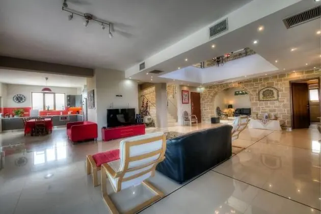 Villa, Sigara İçilebilir