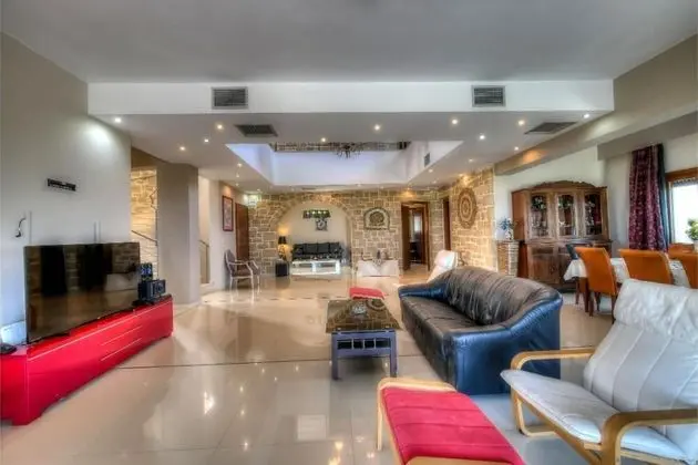 Villa, Sigara İçilebilir