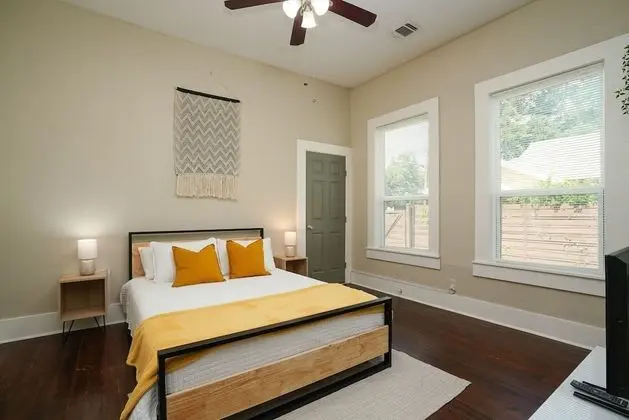 Ev (3 Bedrooms)