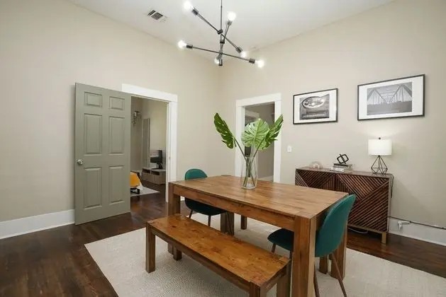 Ev (3 Bedrooms)
