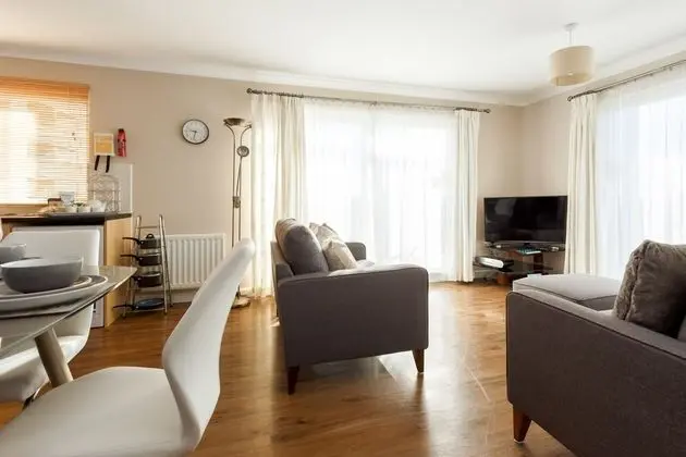 Ev (2 Bedrooms)