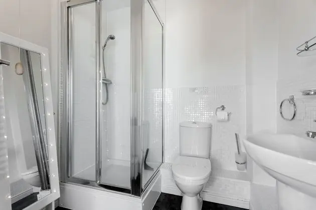 Ev (2 Bedrooms)
