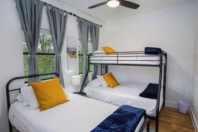 Sıra Ev, 3 Yatak Odası (4 Bedrooms)