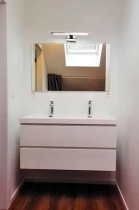 Apart Daire, 1 Büyük (Queen) Boy Yatak