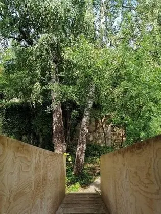 Apart Daire, 1 Büyük (Queen) Boy Yatak