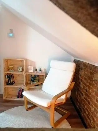 Apart Daire, 1 Büyük (Queen) Boy Yatak