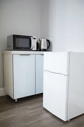 Tek Büyük Yataklı Oda (Shared Kitchen)