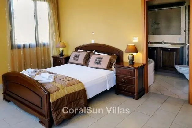 Villa, 5 Yatak Odası, Sigara İçilebilir, Şömine