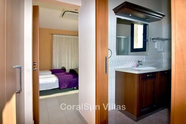 Villa, 5 Yatak Odası, Sigara İçilebilir, Şömine