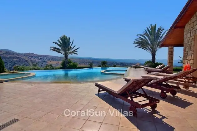 Villa, 5 Yatak Odası, Sigara İçilebilir, Şömine
