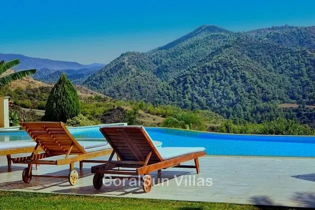 Villa, 5 Yatak Odası, Sigara İçilebilir, Şömine