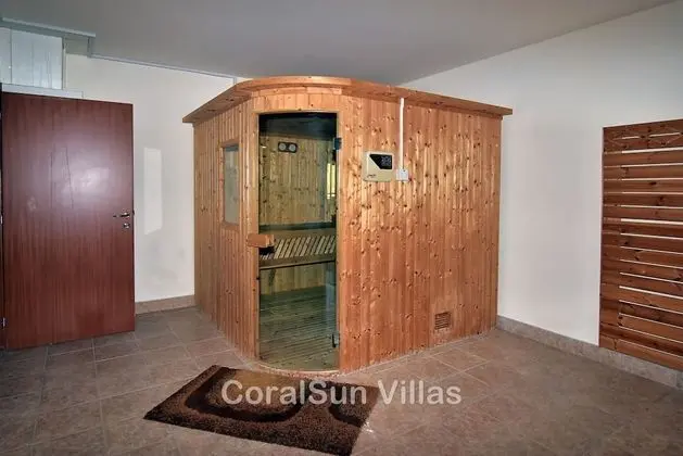 Villa, 5 Yatak Odası, Sigara İçilebilir, Şömine