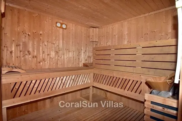 Villa, 5 Yatak Odası, Sigara İçilebilir, Şömine