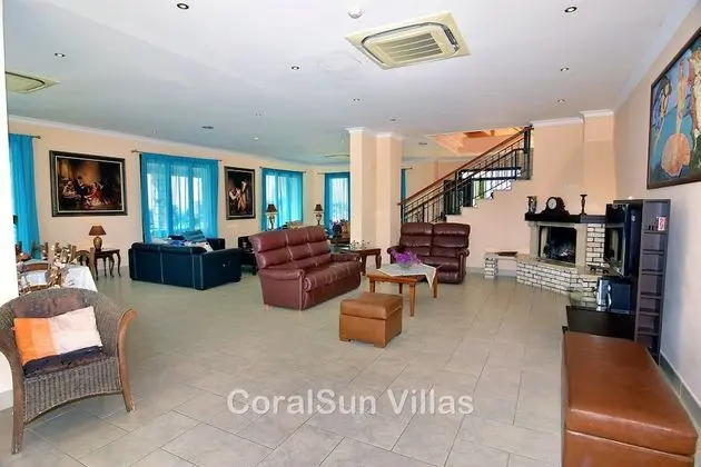 Villa, 5 Yatak Odası, Sigara İçilebilir, Şömine