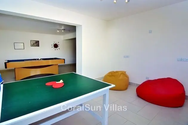 Villa, 5 Yatak Odası, Sigara İçilebilir, Şömine