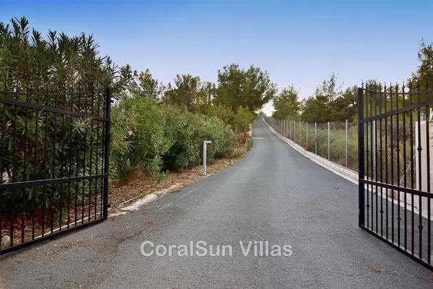 Villa, 5 Yatak Odası, Sigara İçilebilir, Şömine