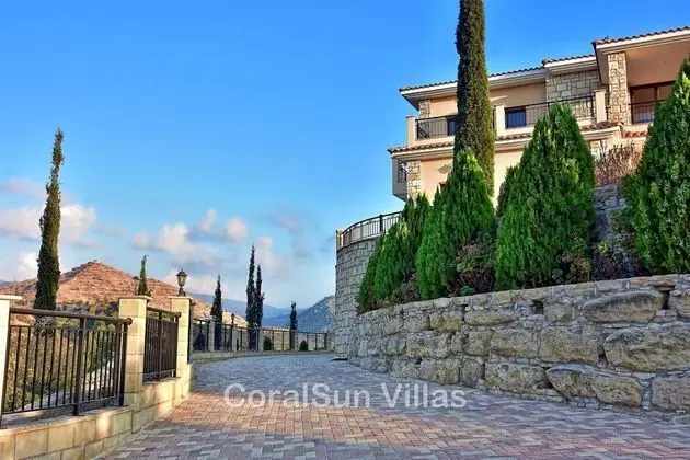 Villa, 5 Yatak Odası, Sigara İçilebilir, Şömine