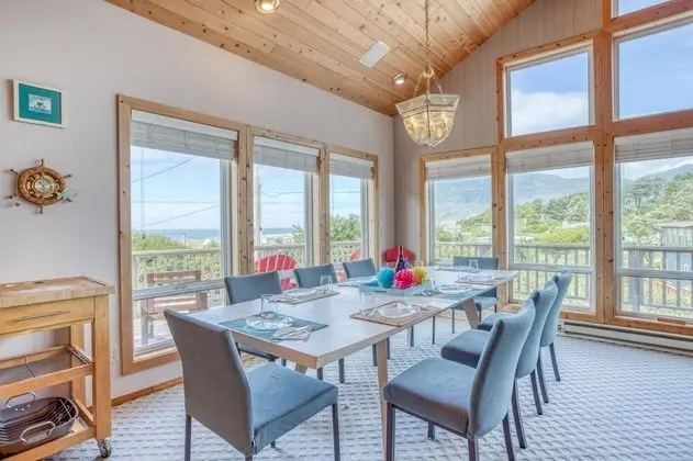 Ev, Birden Çok Yatak (Amazing Ocean Views MCA 448)