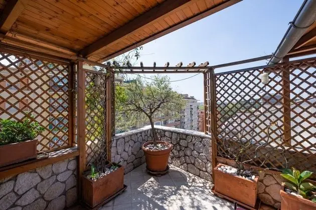 Stüdyo Süit, Şehir Manzaralı