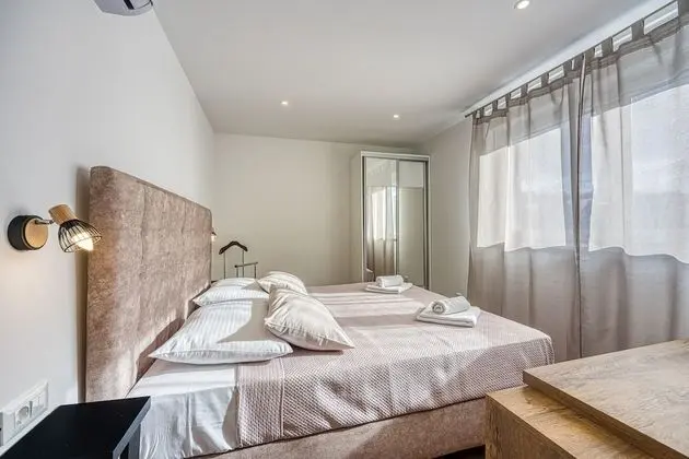 Family Ev, Birden Çok Yatak, Bahçeli (Amazing Pool Villa Nika)