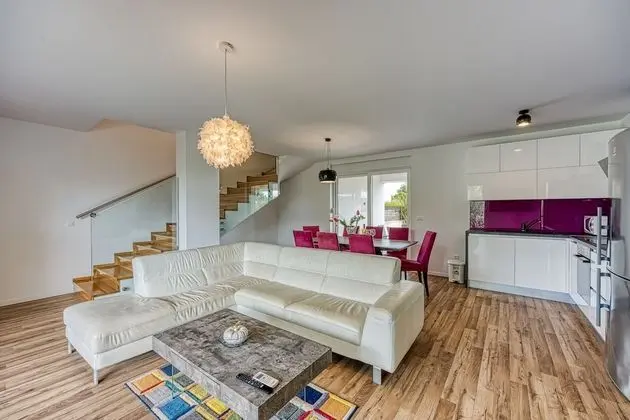 Family Ev, Birden Çok Yatak, Bahçeli (Amazing Pool Villa Nika)